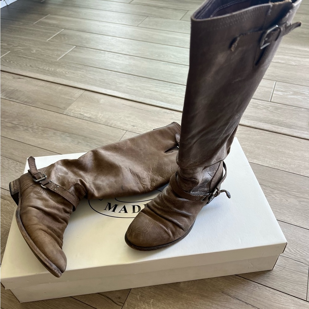 Steve Madden ‘Roady’ leather boots